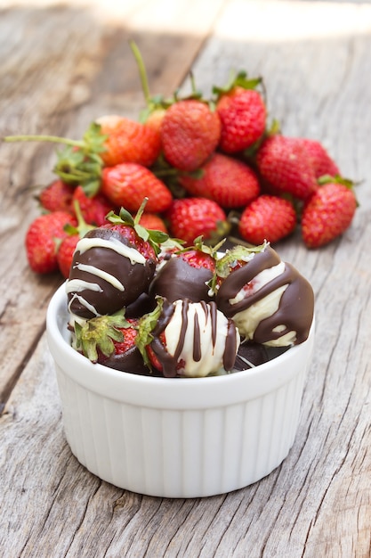 how to generate chocolate covered strawberries