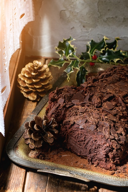 Premium Photo | Homemade christmas chocolate yule log