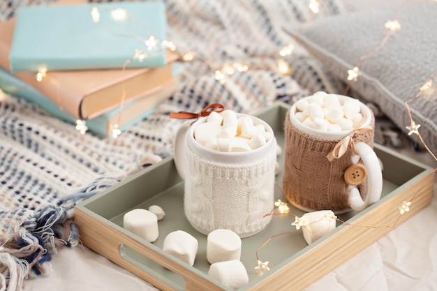 https://image.freepik.com/free-photo/hot-chocolate-with-marshmallows_72402-202.jpg