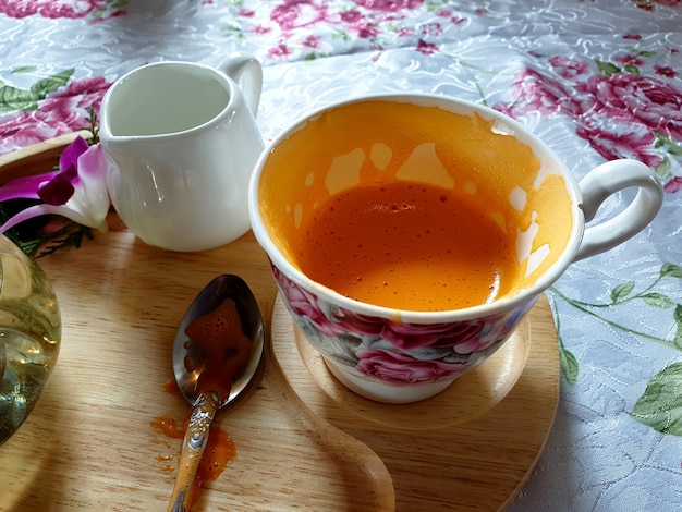 Premium Photo Hot Milk Tea Half Cup
