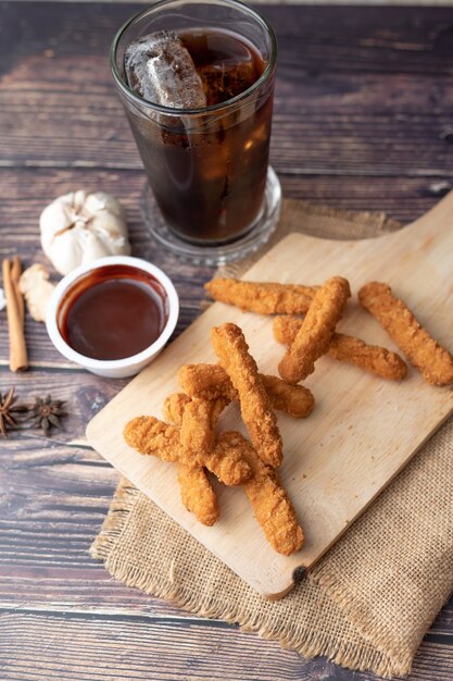 premium-photo-hot-and-spicy-korean-barbeque-fried-chicken-on-wood