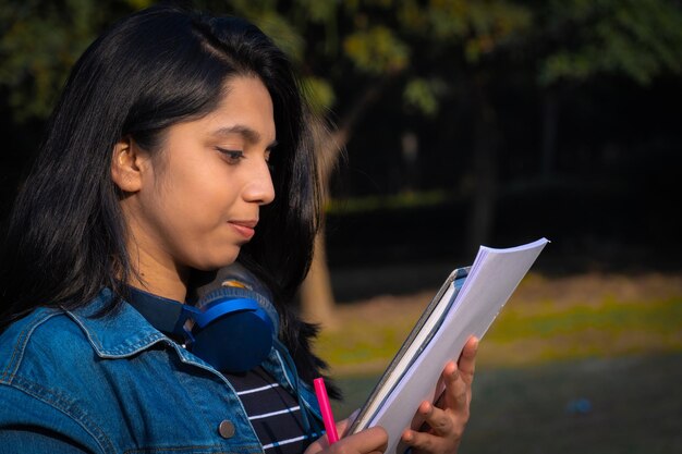 indian girl reading book