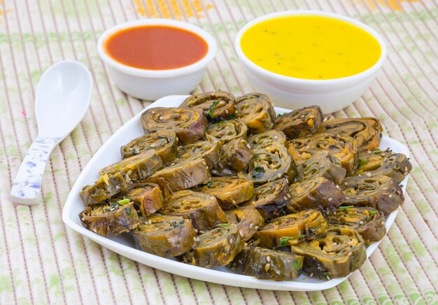 Premium Photo | Indian spicy food patra