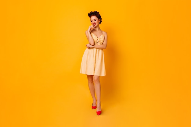 short dress photo shoot