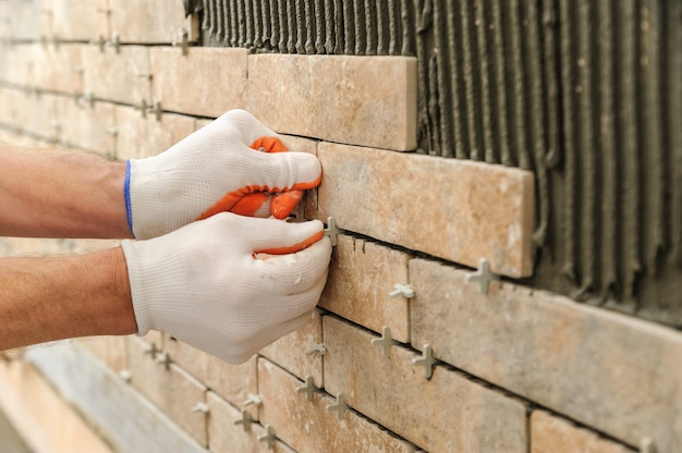 installing wall tile in kitchen