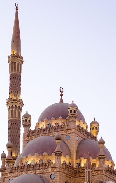 Premium Photo | Islamic Background With Minarets Of The Al Sahaba ...