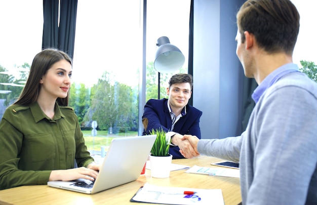 premium-photo-job-applicant-having-interview-handshake-while-job