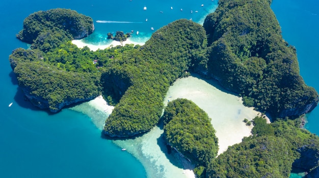 Premium Photo Koh Hong Or Ko Hong Island In Krabi Andaman Sea From Above Beautiful Lagoon Island And Beache Of Krabi Thailand