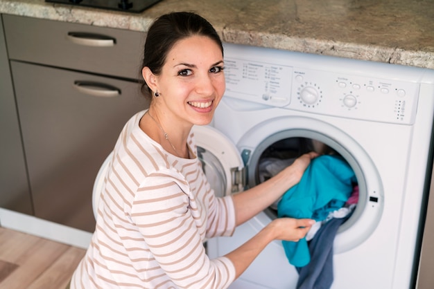 how to properly wash clothes in washing machine