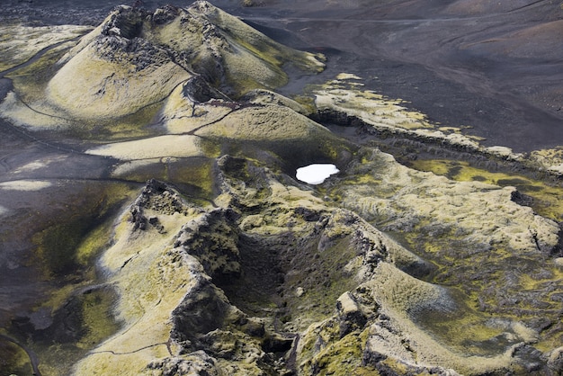  Laki  craters or lakag gar is a volcanic  fissure  in the 