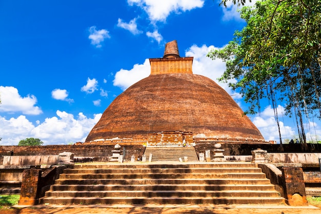 Premium Photo | Landmarks of sri lanka