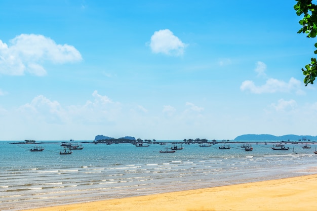 Premium Photo Landscape Sea Sky Clouds And Fishing Boats In Thailand