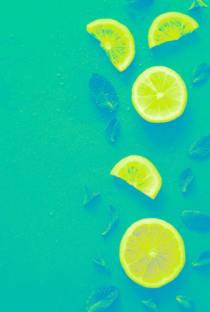 Premium Photo | Lemon slices pattern trendy with vibrant gradient effect.