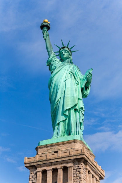 Premium Photo | Liberty statue new york american symbol usa