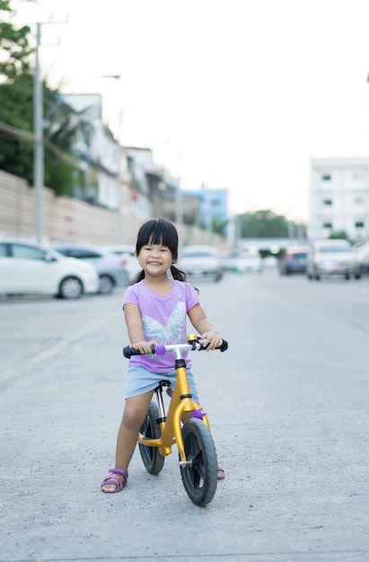 street girl balance bike