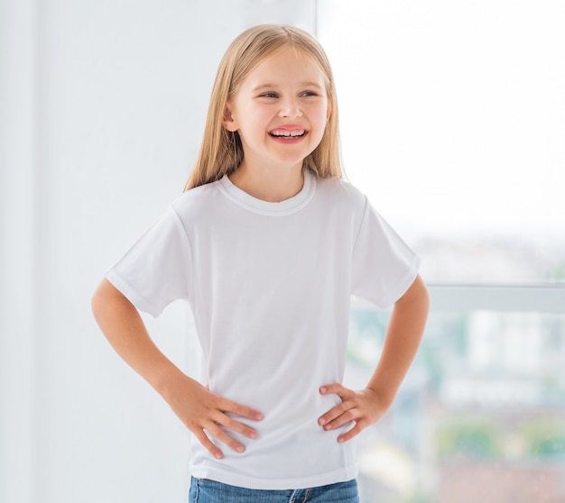 girl with white t shirt