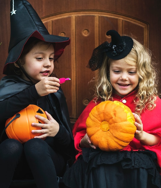 Premium Photo Little kids at a halloween party