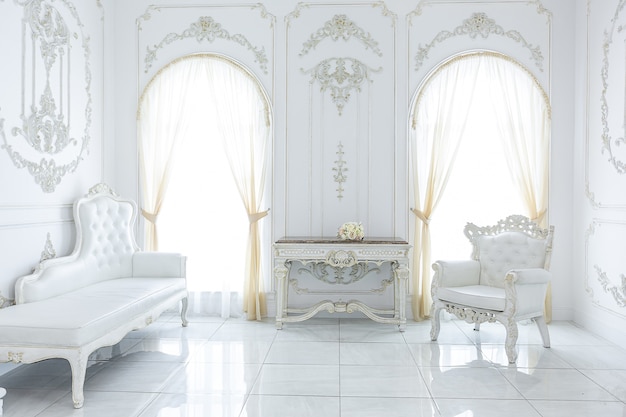 Premium Photo | Luxury royal posh interior in baroque style.