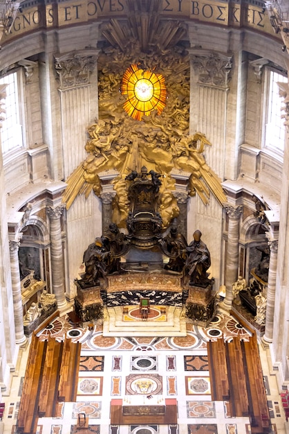 Premium Photo Main Altar In Basilica St Peter In Vatican Bernini Masterpiece Vertical Shot