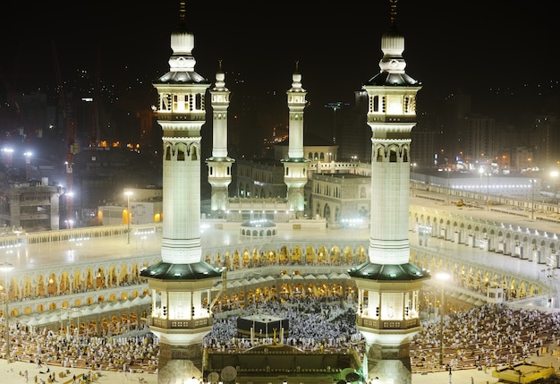 Premium Photo | Makkah Kaaba Minarets