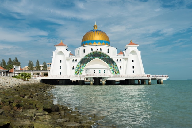 Premium Photo | Malacca islam mosque is beutiful islam mosque in ...