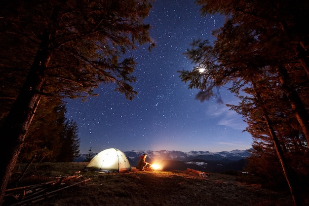 キャンプファイア 写真 2 000 高画質の無料ストックフォト