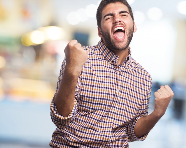 man-celebrating-with-open-mouth_1187-3224.jpg