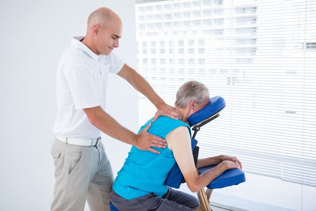 Premium Photo | Man having back massage