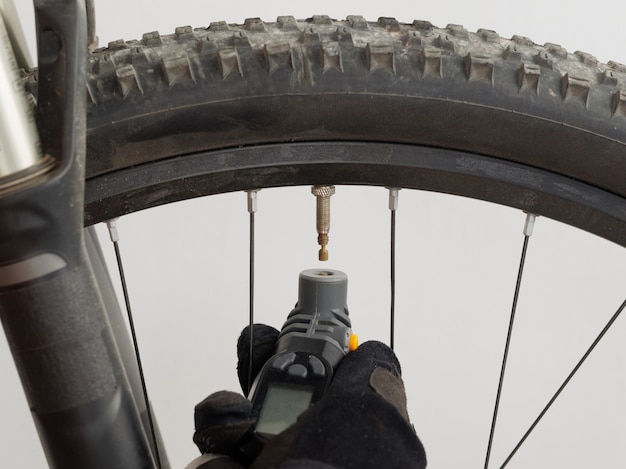 mountain bike tyre pressure gauge