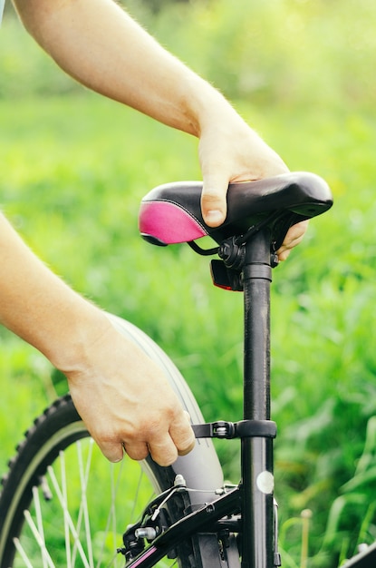 bike saddle repair