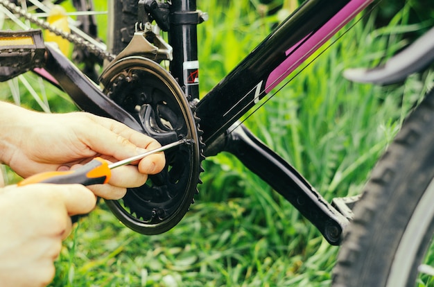 bike screwdriver