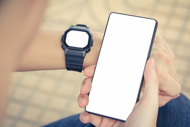 smartwatch and iphone