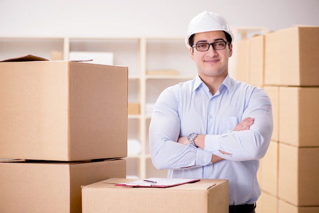 Man working in box delivery relocation service Premium Photo
