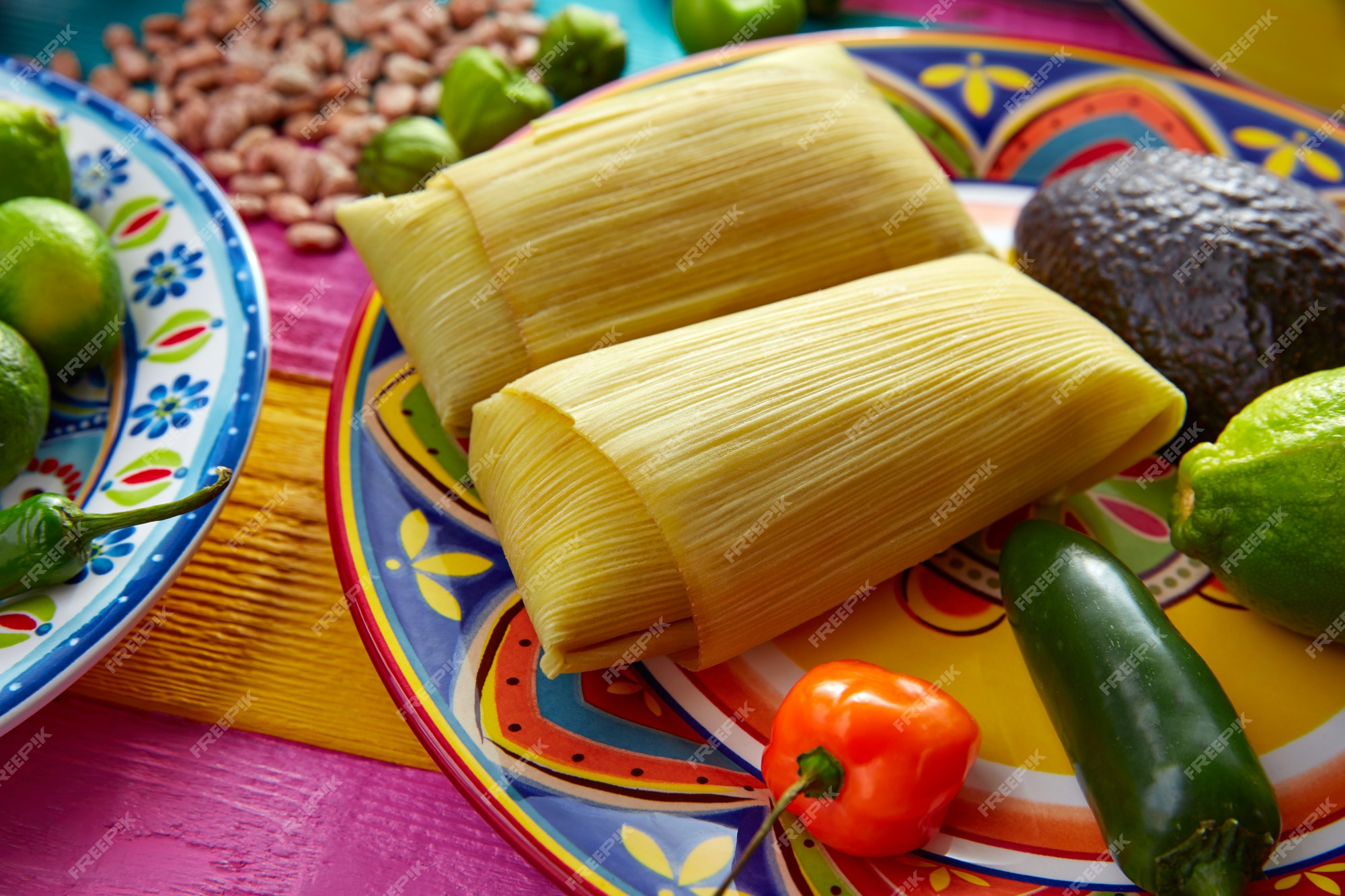 Premium Photo | Mexican tamale tamales of corn leaves