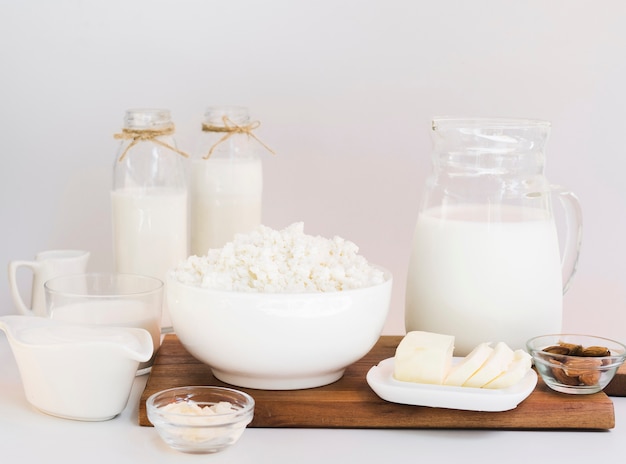 Free Photo | Milk, cottage cheese and dairy products