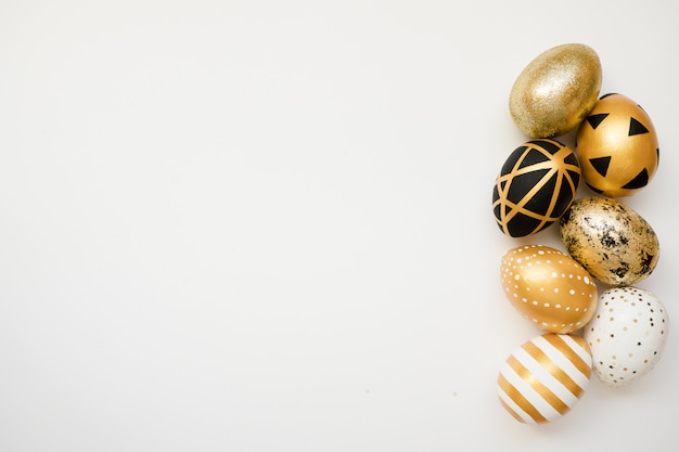 Minimal easter concept. happy easter card with copy space for text Premium Photo