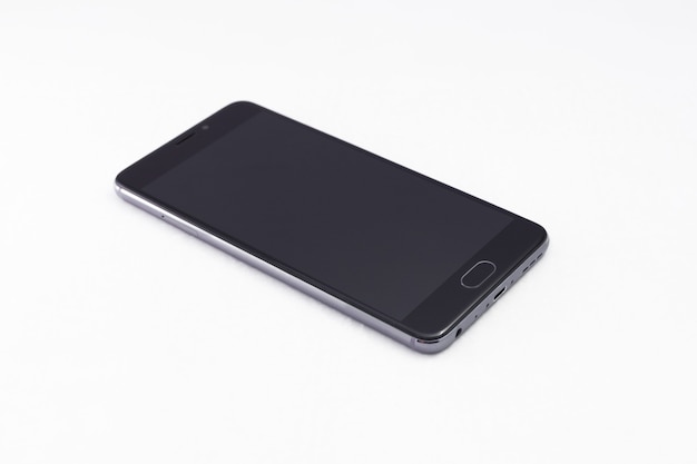 Мобильный телефон картинка на белом фоне