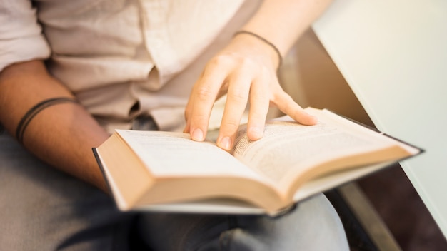 Free Photo Modern Man Reading On Couch