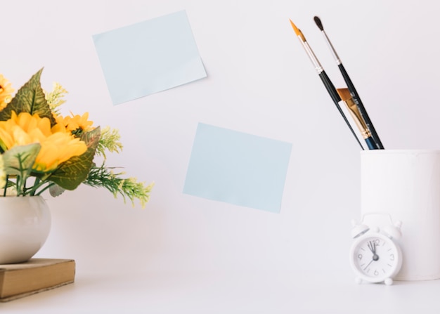 Modern office desk composition with technological device Free Photo