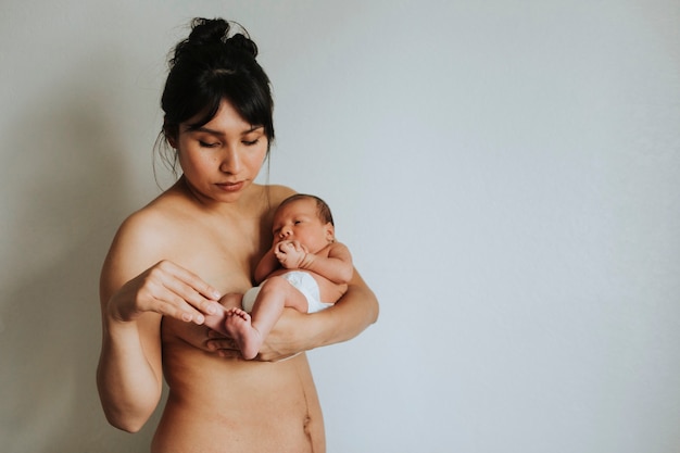 Chinese naked baby and mother pictures
