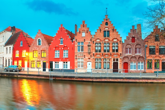 Premium Photo | Night Bruges Canal With Beautiful Colored Houses