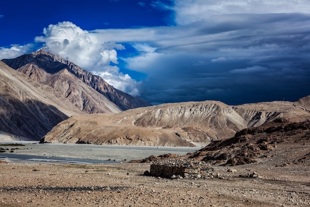 Premium Photo | Nubra valley in himalayas ladakh india