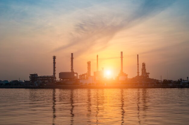 Oil refinery with sunrise Premium Photo