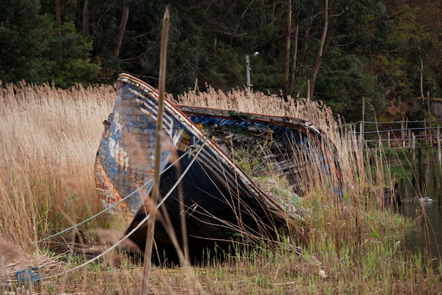 Premium Photo Old Abandoned Boat