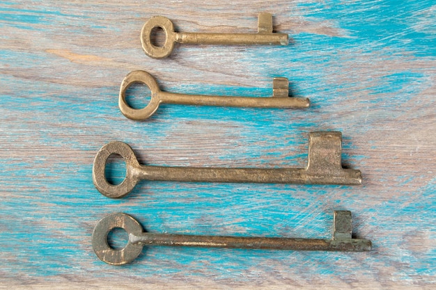 premium-photo-old-brass-keys-detail-of-a-classic-metal-keys-on