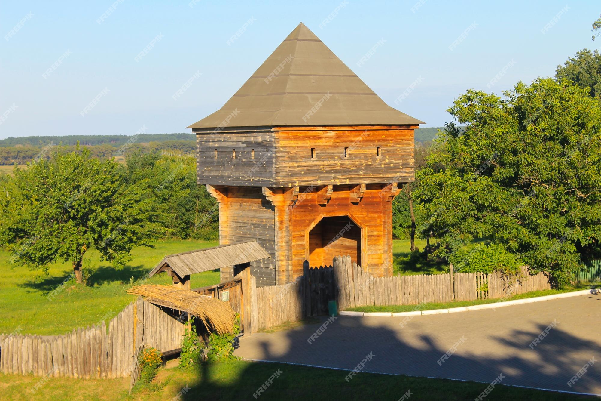Premium Photo | Old wooden watchtower in subotiv village, ukraine