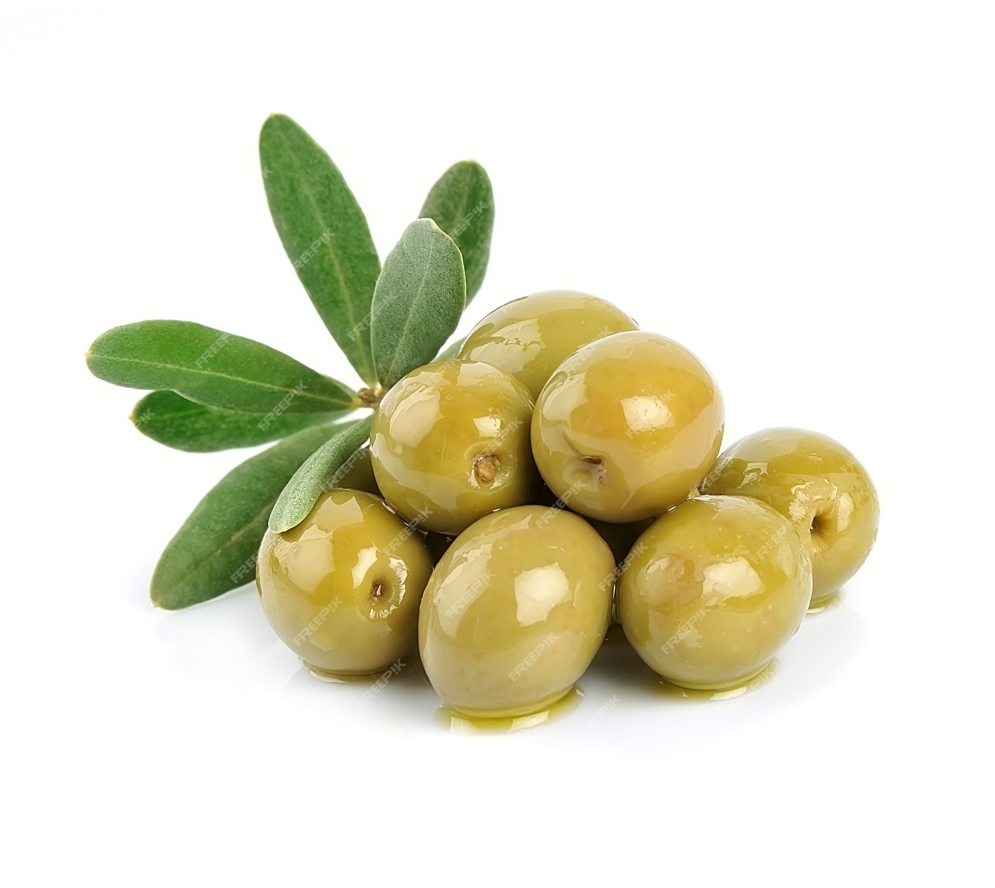 Premium Photo | Olive fruits isolated.