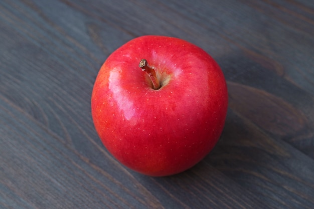red apple color