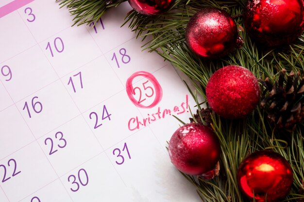 Date Christmas 2022 Premium Photo | Open Calendar Of 2022 With A Round Mark On The Date Of  December 25 And Written Word Christmas