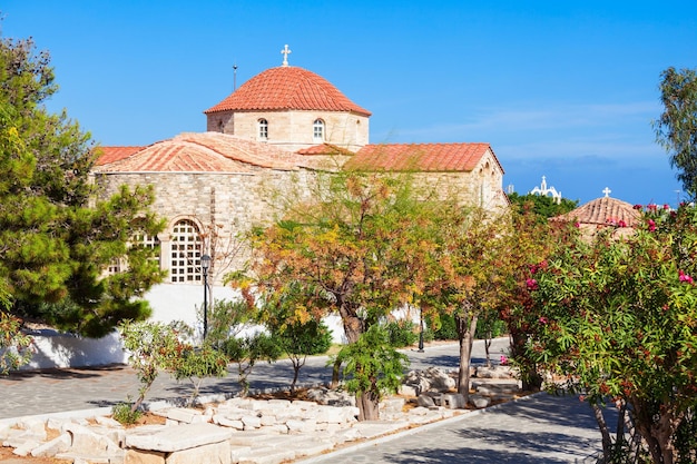 Premium Photo | Panagia ekatontapyliani or church of 100 doors is a ...